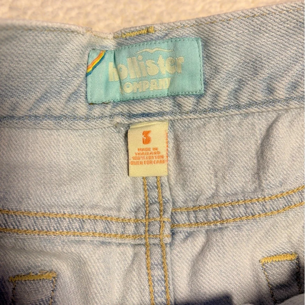 Y2K Hollister Light Wash Distressed Denim Micro Mini Skirt Frayed Hem #16